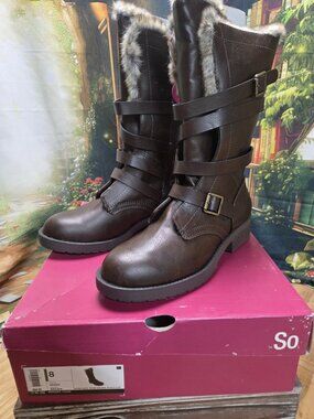 Womens Boots Kohls SO Grass Size 8 Wrap Zipper Faux Fur Memory Foam Buckles NIB